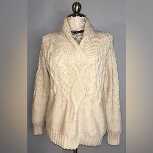 Inis Craft 100% Merino Wool Sweater, Size Large.   #53